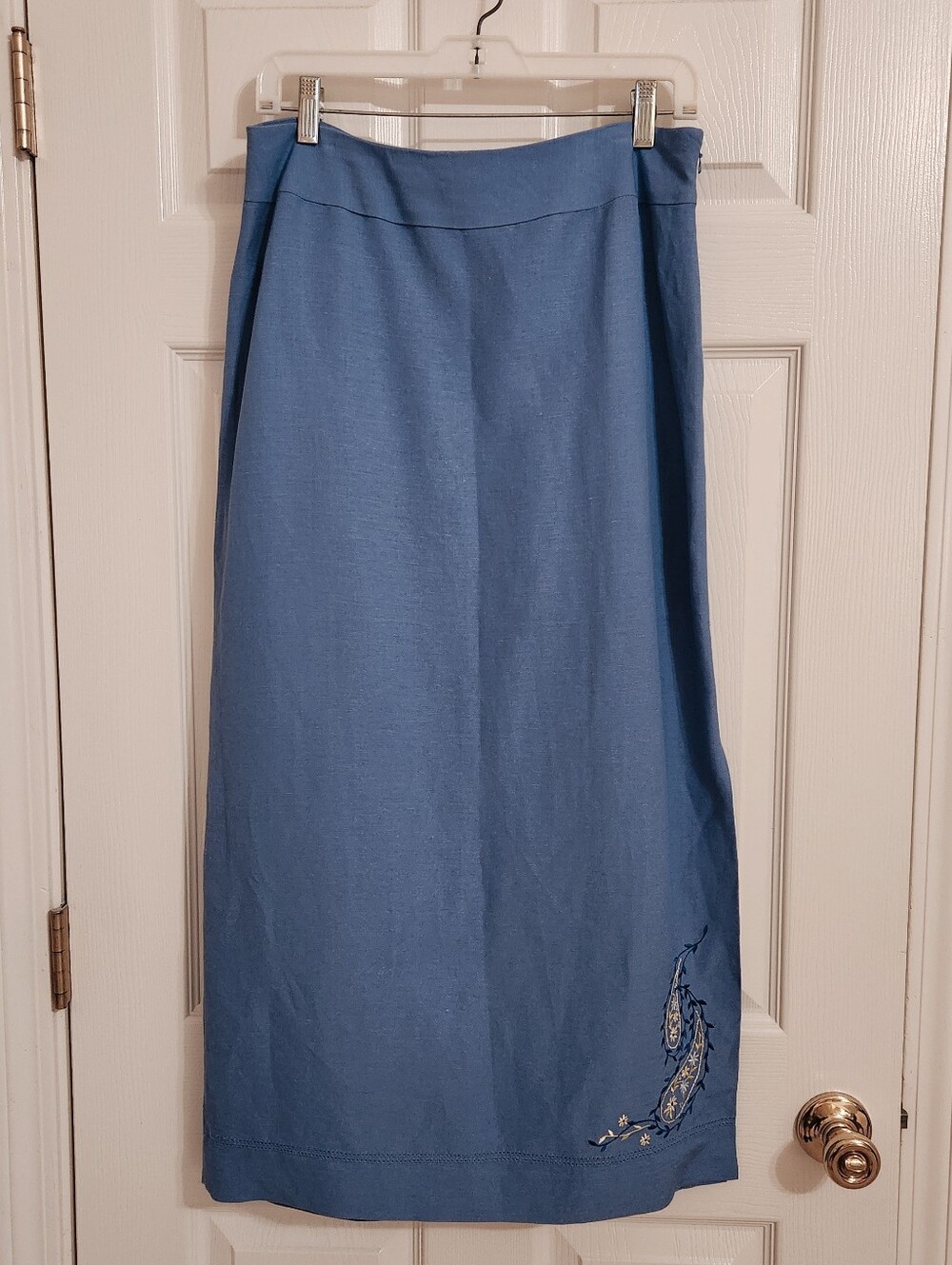 Emma James Long Straight Skirt Sz 10 Blue
